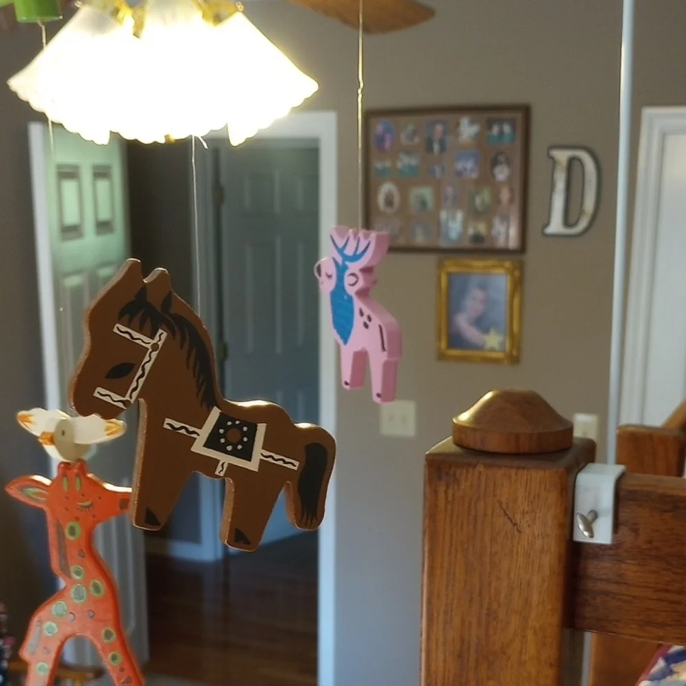 Vintage Baby Bed Mobile for Babies With Music Box - Picture 7 of 12